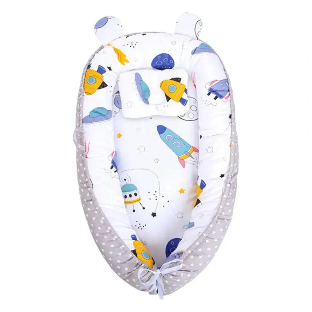 nid-d-ange-bebe-reducteur-espace-gris