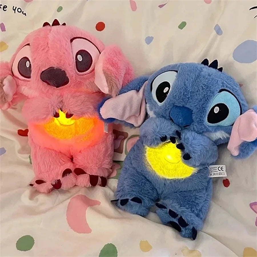“Stitch Rose Cœur Tranquille – Doudou Apaisant à Respiration Douce”