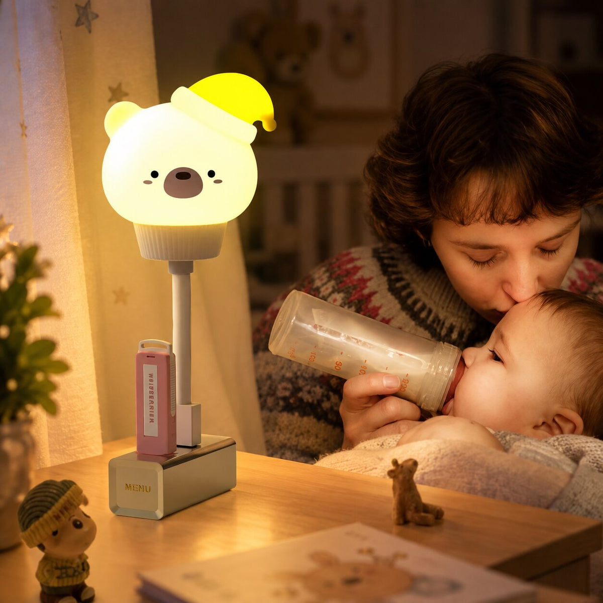 Veilleuse LED bébé USB éclairant doucement pendant le biberon avec maman Choupinoo