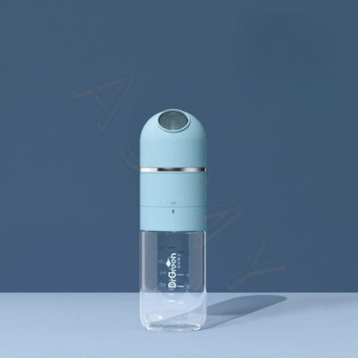biberon remplissage rapide avec un compartiement pour le  lait bleu