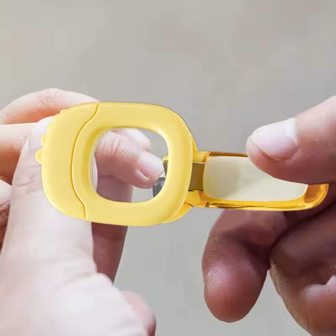 Coupe ongle bebe avec vision nocturne et loupe de grossissement - Choupinoo
