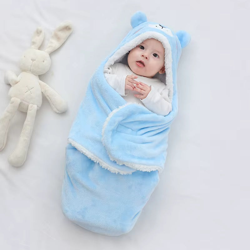 Nid d'ange cosy garçon bleu bébé emmailloté nid fermé capuche ours doudou lapin - Choupinoo