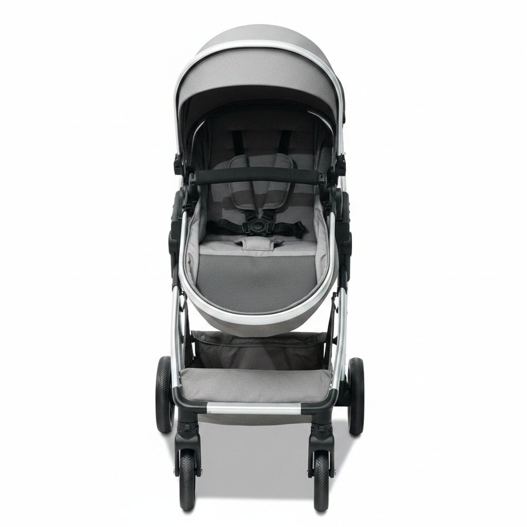 Poussette convertible en mode siege position haute coloris gris, harnais 5 points de securite, vue trois quarts avant sur fond blanc - Choupinoo