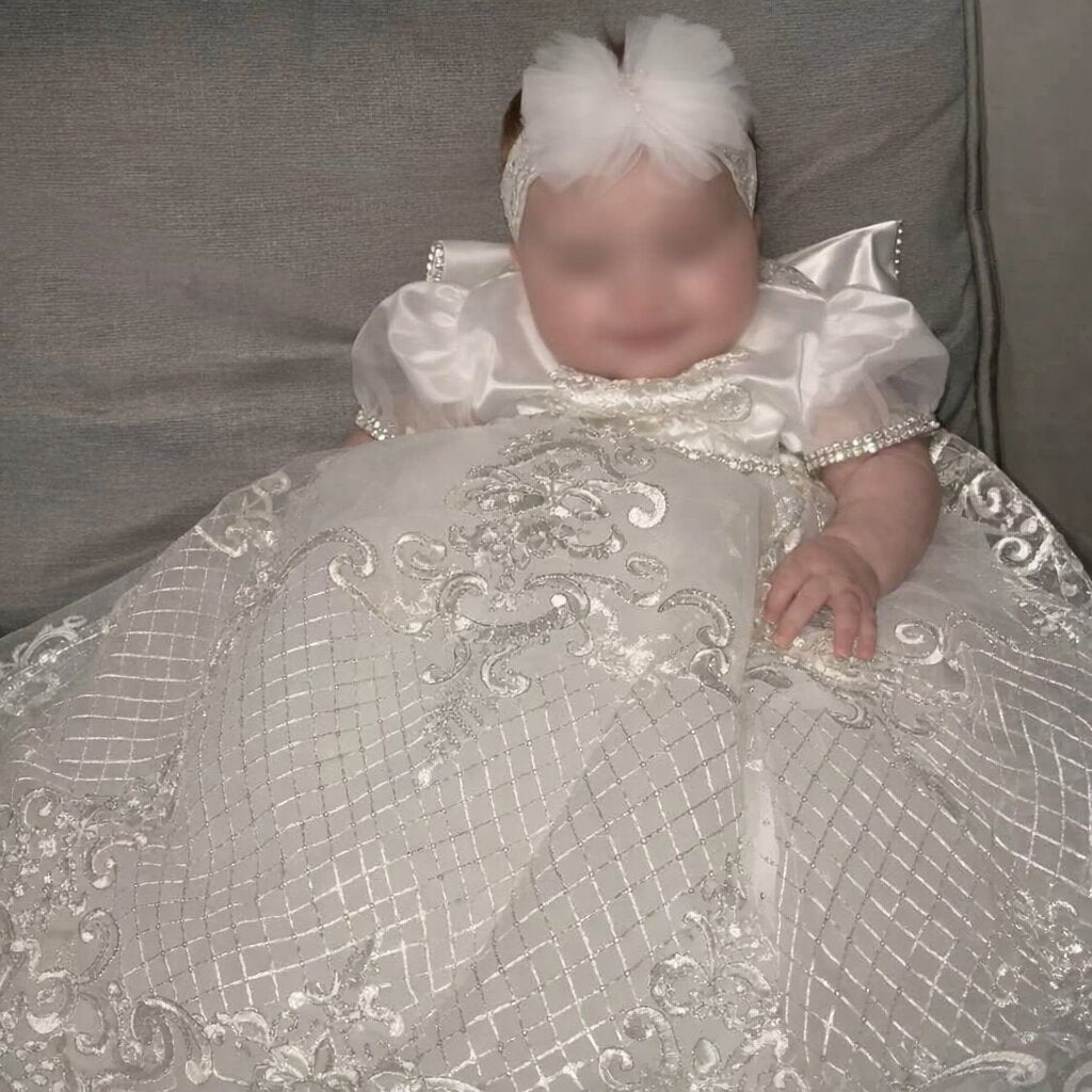 Robe Baptême Bébé – Broderies Baroques & Tulle Scintillant - Choupinoo