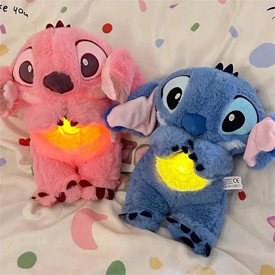 “Stitch Rose Cœur Tranquille – Doudou Apaisant à Respiration Douce” - Choupinoo