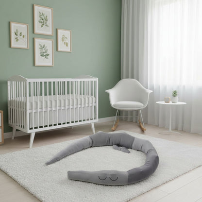 Tour de lit crocodile bébé dans une chambre scandinave chaleureuse - Choupinoo