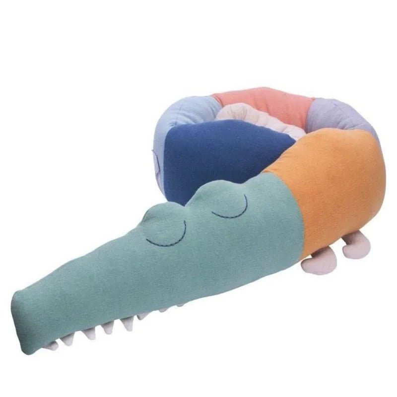 Tour de lit crocodile en peluche - Choupinoo